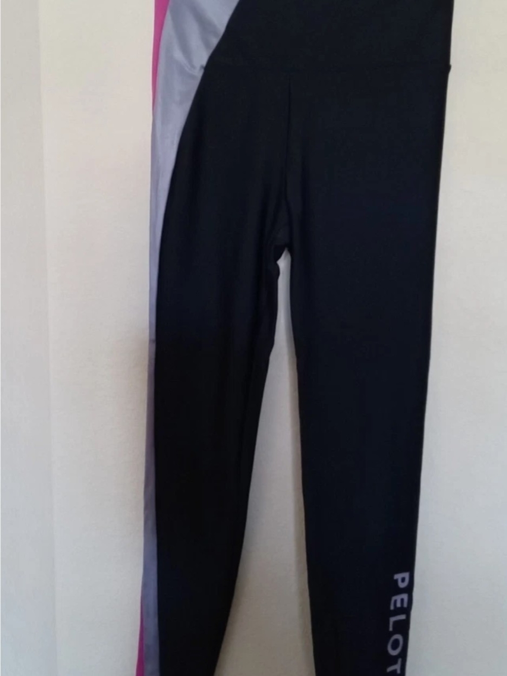 Peloton x Langston Vincent High Rise Leggings Size M